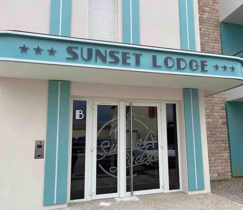 Appartement Neuf 4 Etoiles - Sunset Lodge, Narbonne Plage Luaran gambar